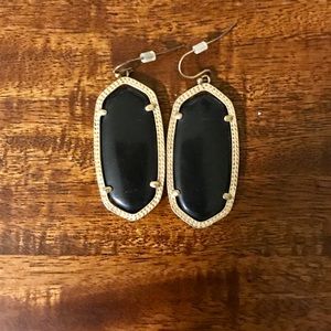 Kendra Scott Elle Earrings in Black
